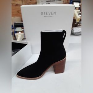 NWT Steven New York Ladies Boots
